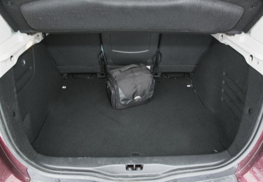 RENAULT Scenic dCi 110 FAP eco2 Bose Edition EDC - Véhicule Occasion - Océane Auto RENAULT Scenic dCi 110 FAP eco2 Bose Edition EDC - Véhicule Occasion Océane Auto