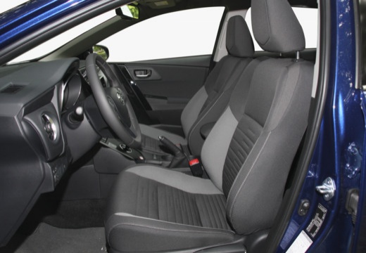 TOYOTA Auris Touring Sports Hybride 136h Design - Véhicule Occasion - Océane Auto TOYOTA Auris Touring Sports Hybride 136h Design - Véhicule Occasion Océane Auto
