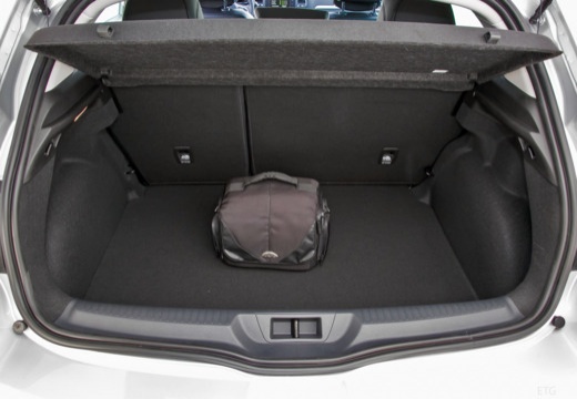 RENAULT Mégane IV Berline Blue dCi 115 EDC Intens - Véhicule Occasion Océane Auto