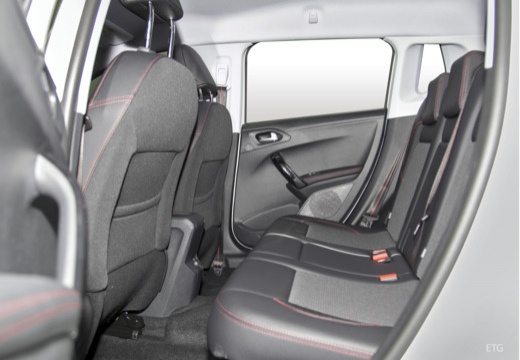 PEUGEOT 2008 1.2 PureTech 110ch S&S EAT6 Crossway - Véhicule Occasion - Océane Auto PEUGEOT 2008 1.2 PureTech 110ch S&S EAT6 Crossway - Véhicule Occasion Océane Auto