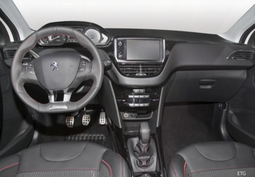 PEUGEOT 2008 1.2 PureTech 110ch S&S EAT6 Crossway - Véhicule Occasion - Océane Auto PEUGEOT 2008 1.2 PureTech 110ch S&S EAT6 Crossway - Véhicule Occasion Océane Auto