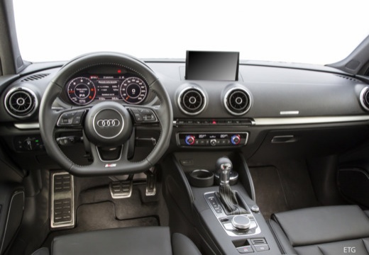 AUDI A3 BERLINE