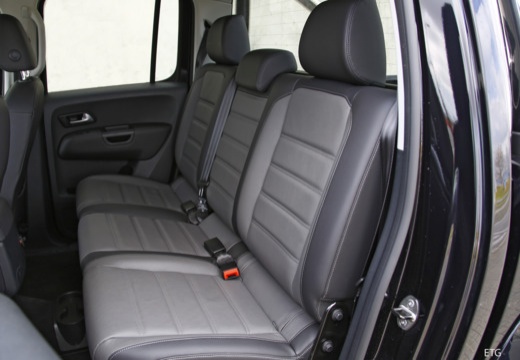 VOLKSWAGEN UTILITAIRES AMAROK DOUBLE CABINE