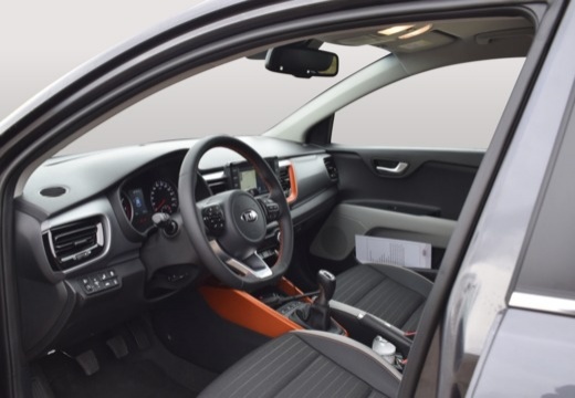 KIA Stonic 1.0 T-GDi 120 ch Active - Véhicule Occasion Océane Auto