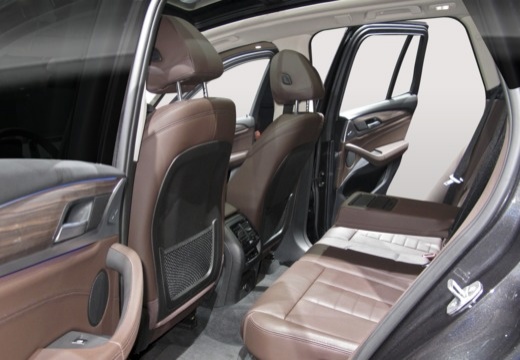 BMW X3 xDrive20d 190ch BVA8 Luxury - Véhicule Occasion - Océane Auto BMW X3 xDrive20d 190ch BVA8 Luxury - Véhicule Occasion Océane Auto