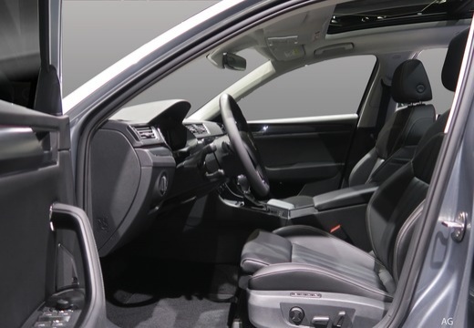 Voitures neuves ŠKODA Superb Combi Laurin & Klement Tomblaine