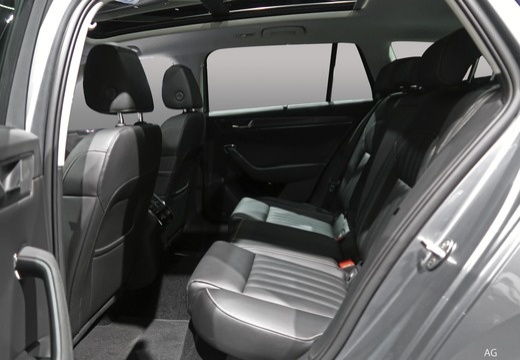 Voitures neuves ŠKODA Superb Combi Laurin & Klement Tomblaine