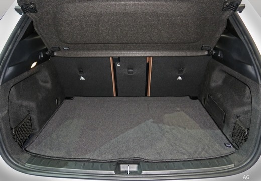 MERCEDES GLA 200 7G-DCT Progressive Line - Véhicule Occasion - Océane Auto MERCEDES GLA 200 7G-DCT Progressive Line - Véhicule Occasion Océane Auto