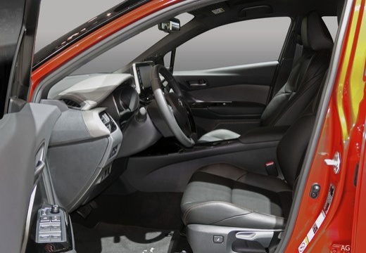 TOYOTA C-HR Hybride 2.0L Edition - Véhicule Occasion - Océane Auto TOYOTA C-HR Hybride 2.0L Edition - Véhicule Occasion Océane Auto