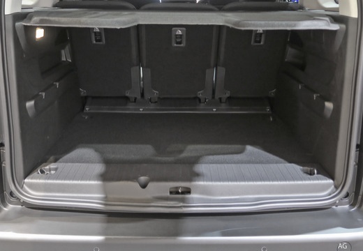 CITROEN e-Berlingo Taille M 136 ch 100 kWh Automatique Shine - Véhicule Occasion - Océane Auto CITROEN e-Berlingo Taille M 136 ch 100 kWh Automatique Shine - Véhicule Occasion Océane Auto