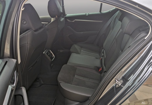 Voitures neuves ŠKODA OCTAVIA Selection Clermont-Ferrand