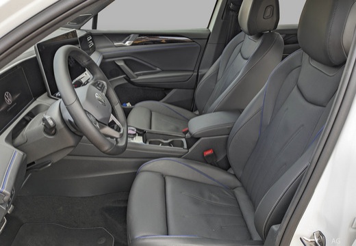 Voitures neuves VOLKSWAGEN TIGUAN R-Line Exclusive Rezé