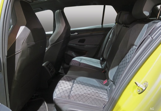 Voitures neuves VOLKSWAGEN GOLF Life Plus Saint-Grégoire